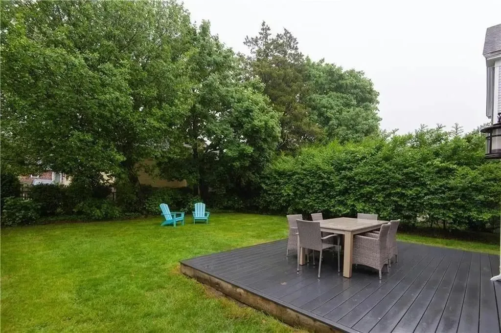20 Carroll Avenue Newport RI 02840