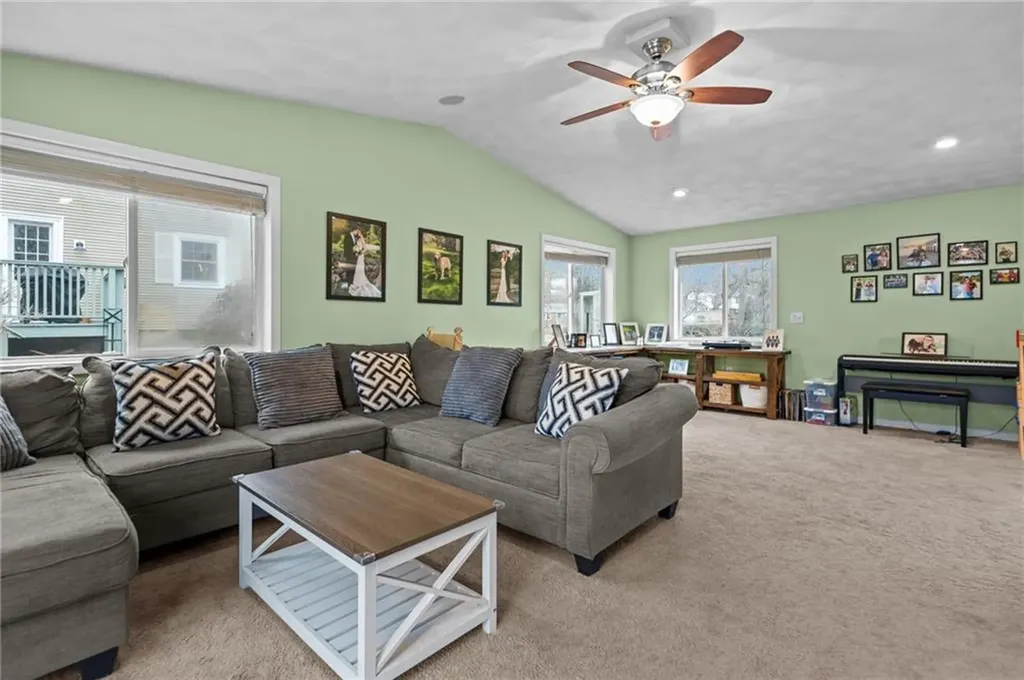 33 New York Avenue Cumberland RI 02864