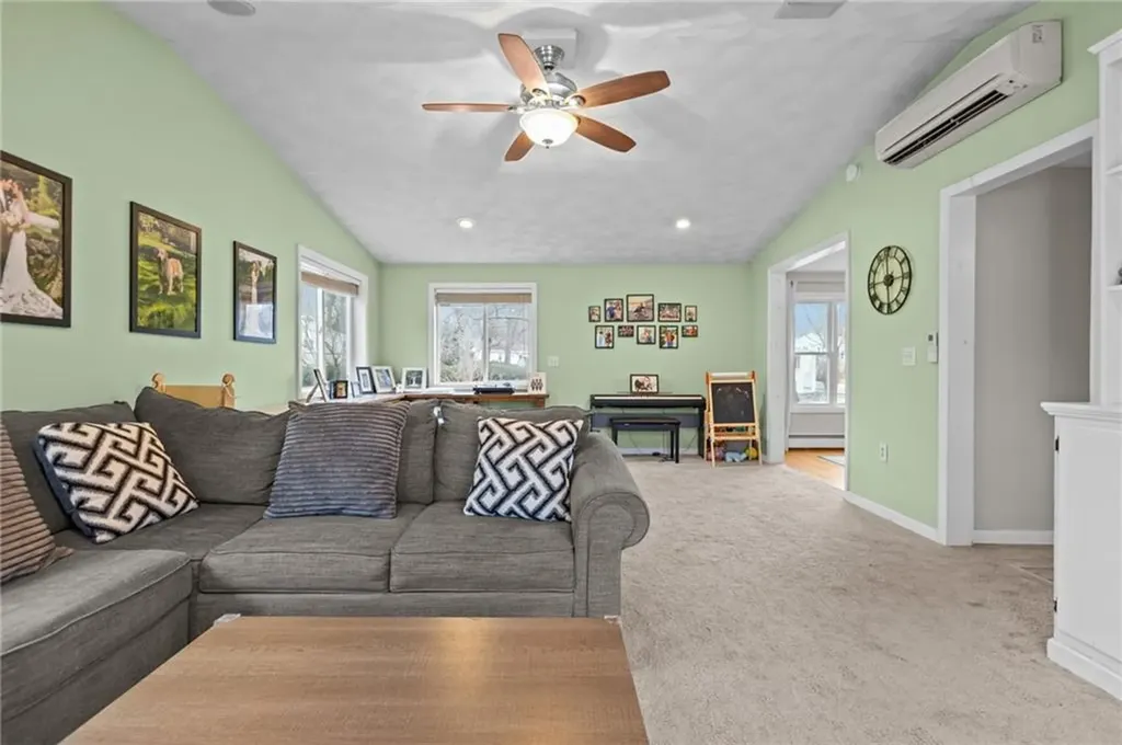 33 New York Avenue Cumberland RI 02864