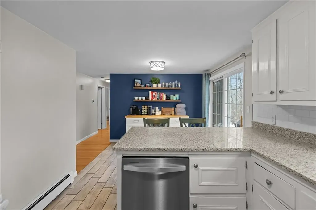 33 New York Avenue Cumberland RI 02864