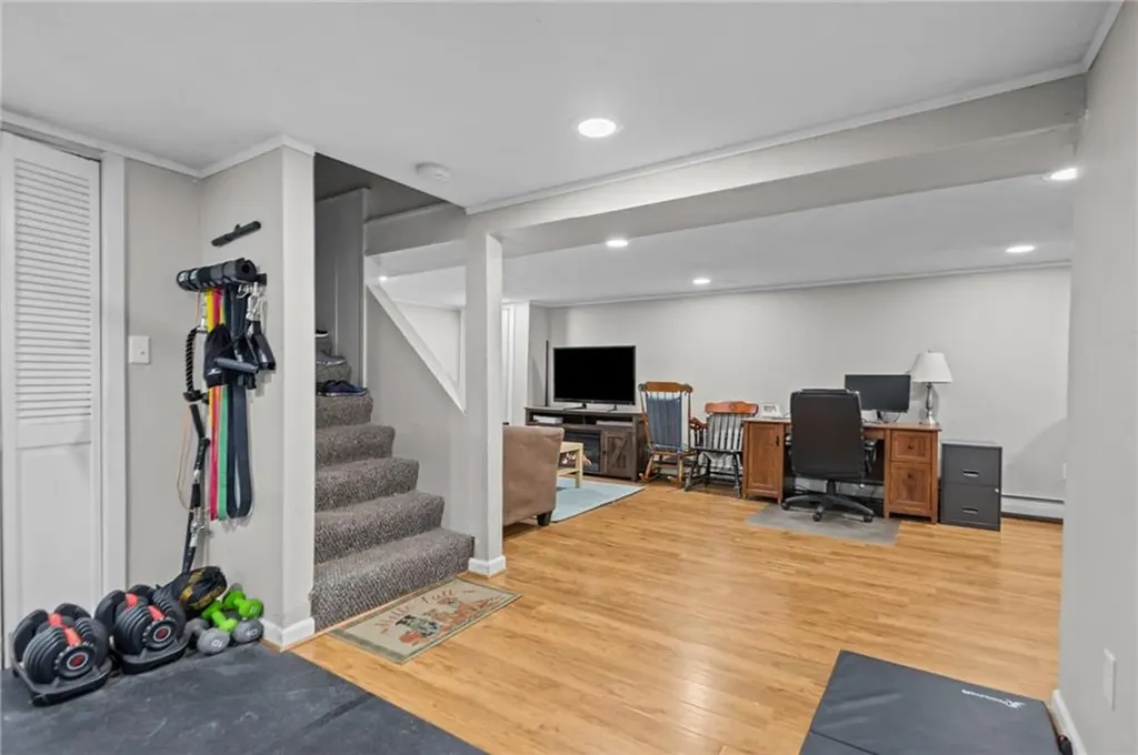 33 New York Avenue Cumberland RI 02864