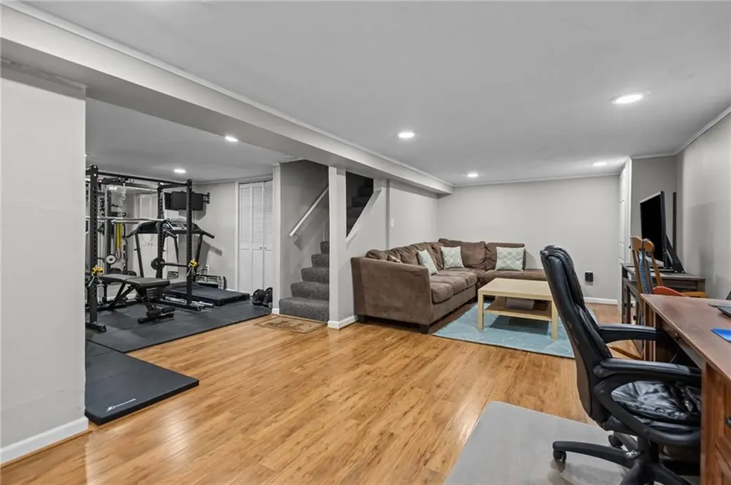 33 New York Avenue Cumberland RI 02864