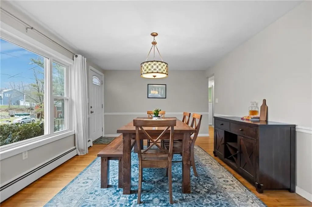 33 New York Avenue Cumberland RI 02864