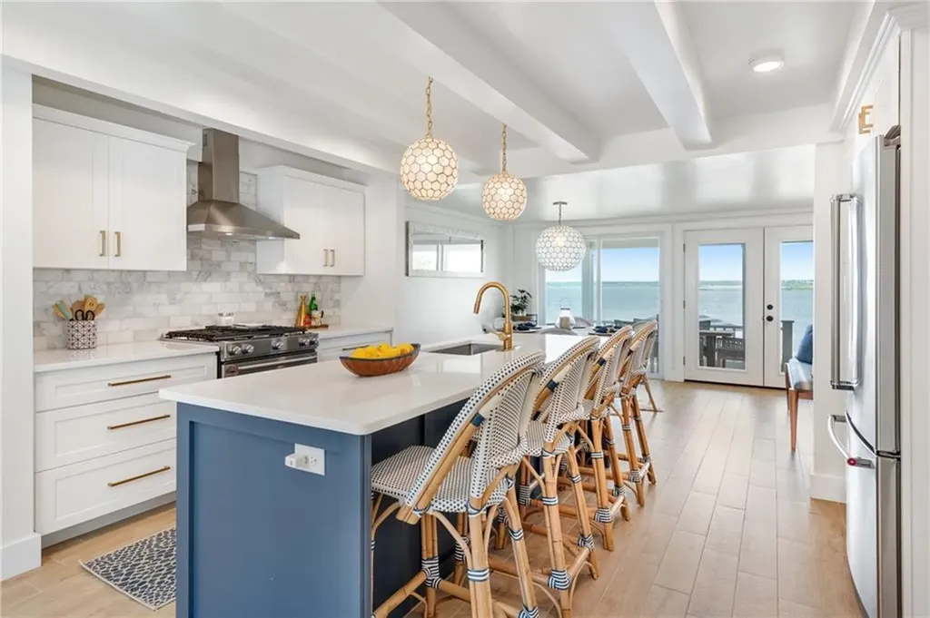 376 East Shore Road Jamestown RI 02835