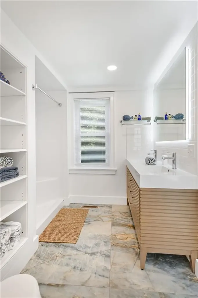 376 East Shore Road Jamestown RI 02835
