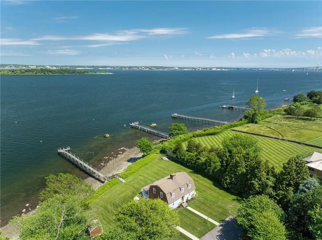 376 East Shore Road Jamestown RI 02835