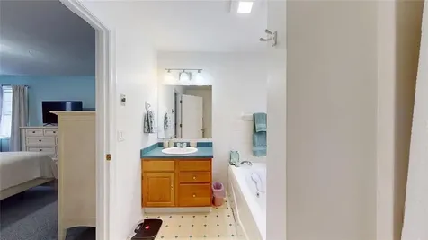 24 Ridge Crest Lane South Kingstown RI 02879