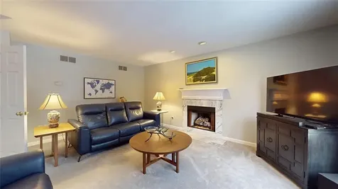 24 Ridge Crest Lane South Kingstown RI 02879