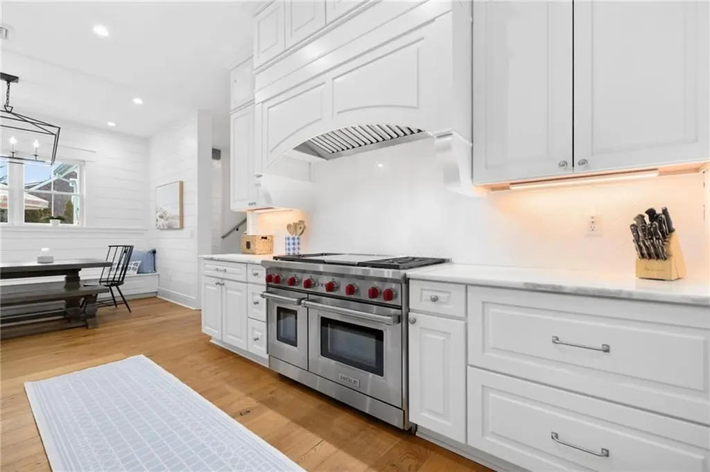 12 Taylor Road Portsmouth RI 02871