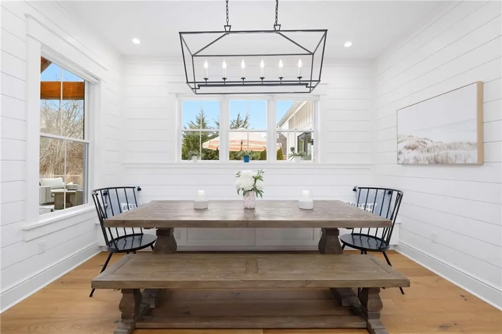 12 Taylor Road Portsmouth RI 02871