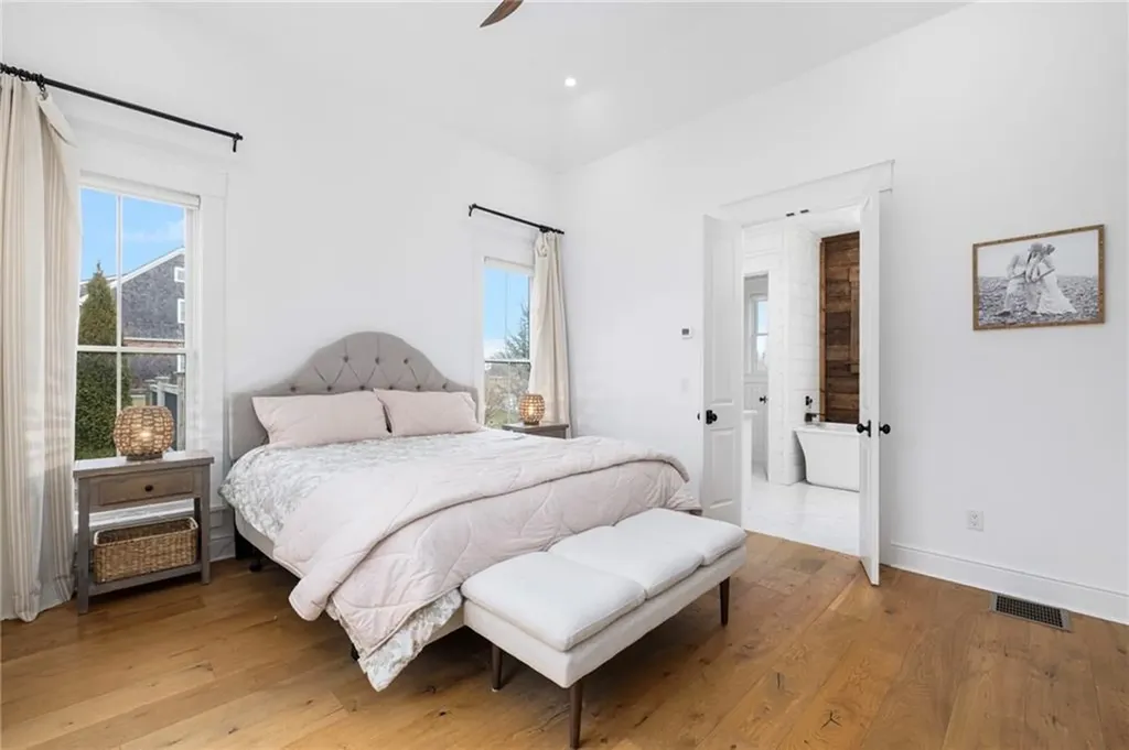 12 Taylor Road Portsmouth RI 02871