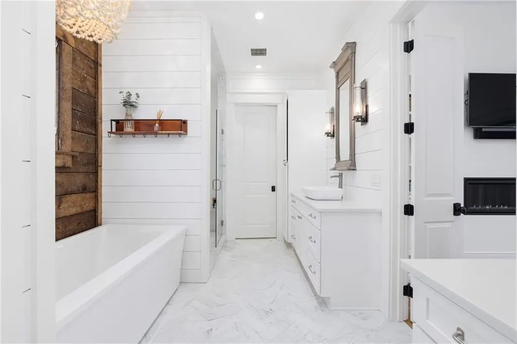 12 Taylor Road Portsmouth RI 02871