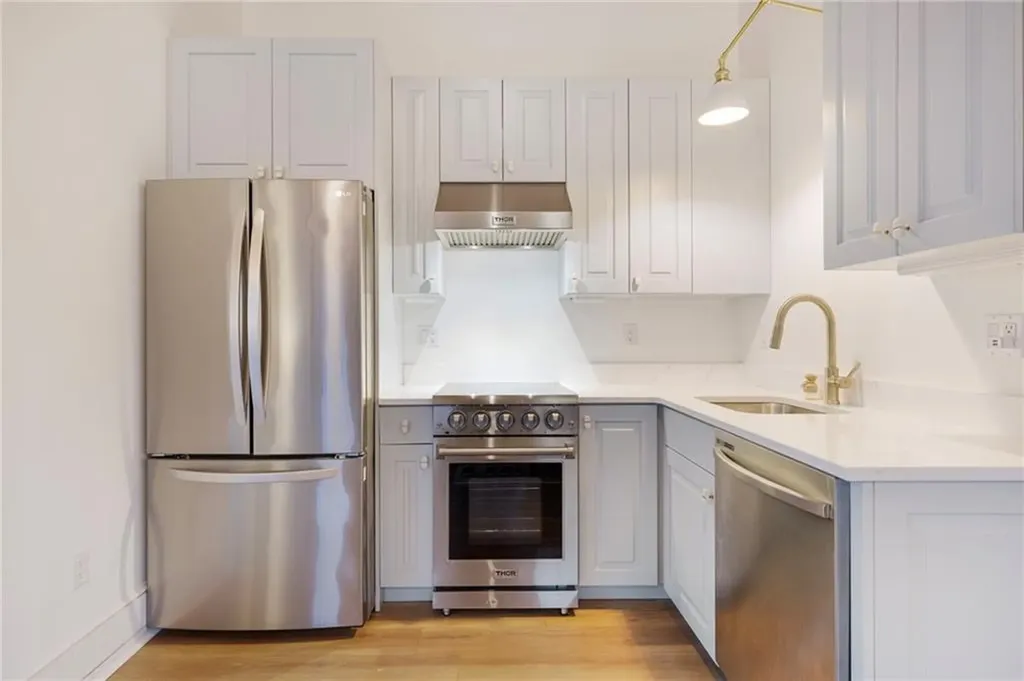 12 Taylor Road Portsmouth RI 02871