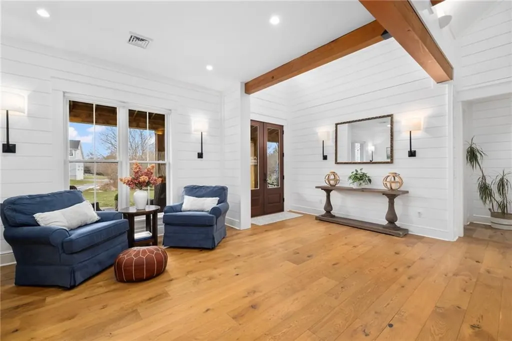 12 Taylor Road Portsmouth RI 02871