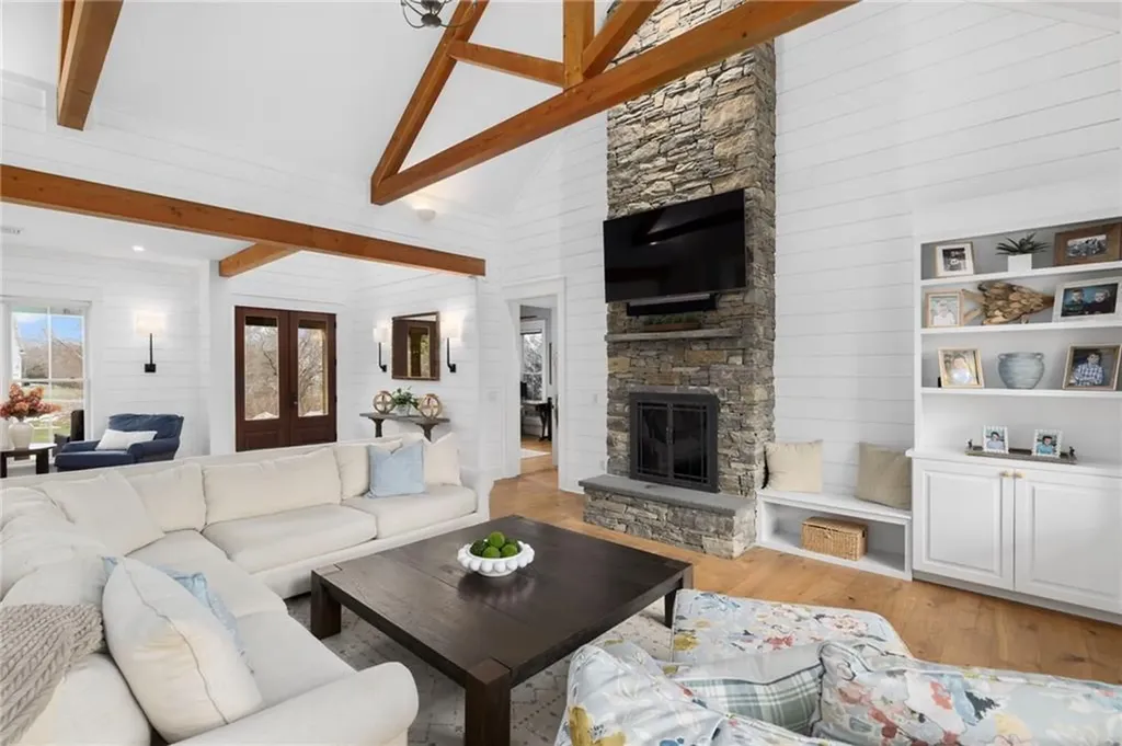 12 Taylor Road Portsmouth RI 02871