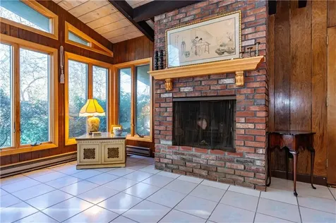 35 Sunset Avenue North Kingstown RI 02874