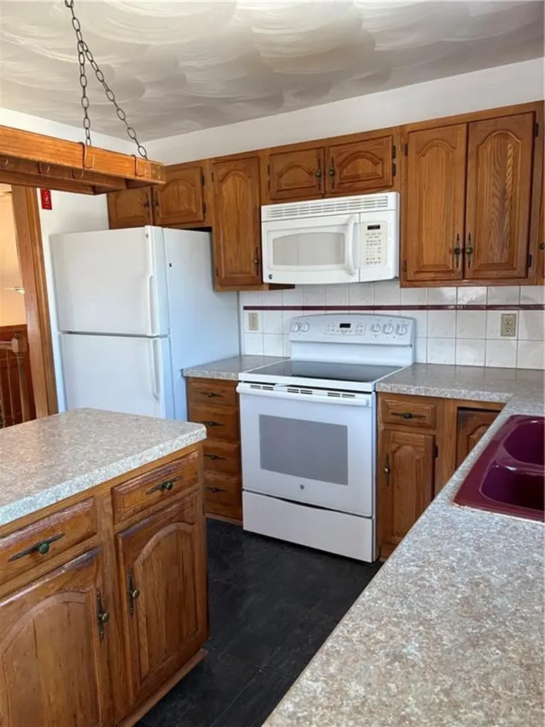 2 Valley Street Lincoln RI 02838