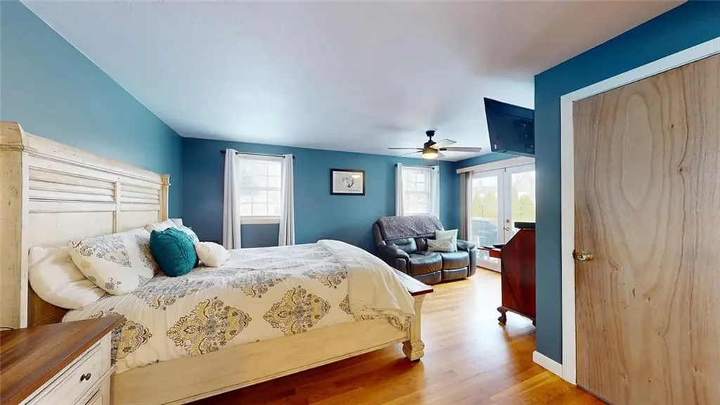 6 Meadowcrest Drive East Providence RI 02915