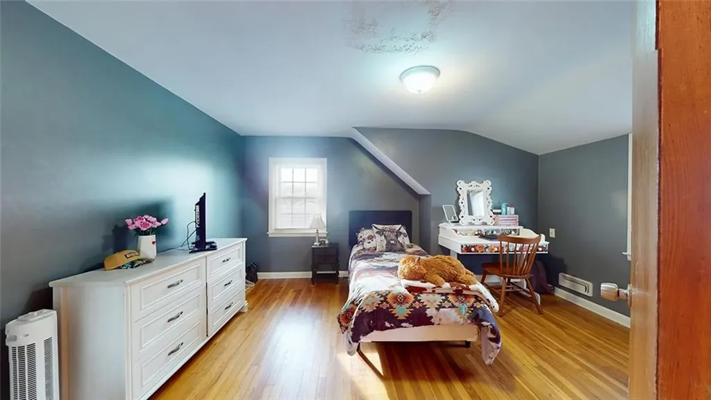 6 Meadowcrest Drive East Providence RI 02915