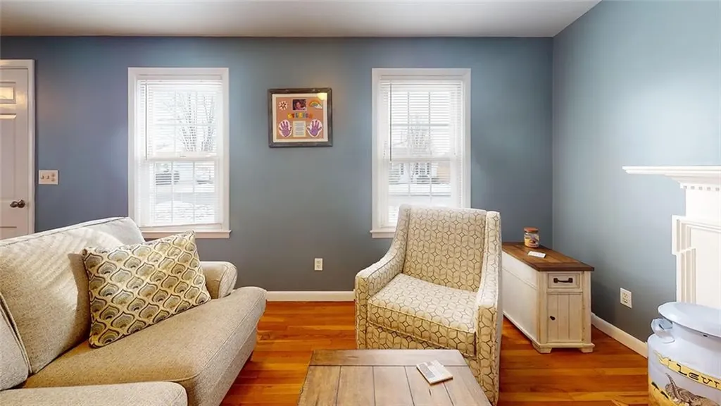 6 Meadowcrest Drive East Providence RI 02915