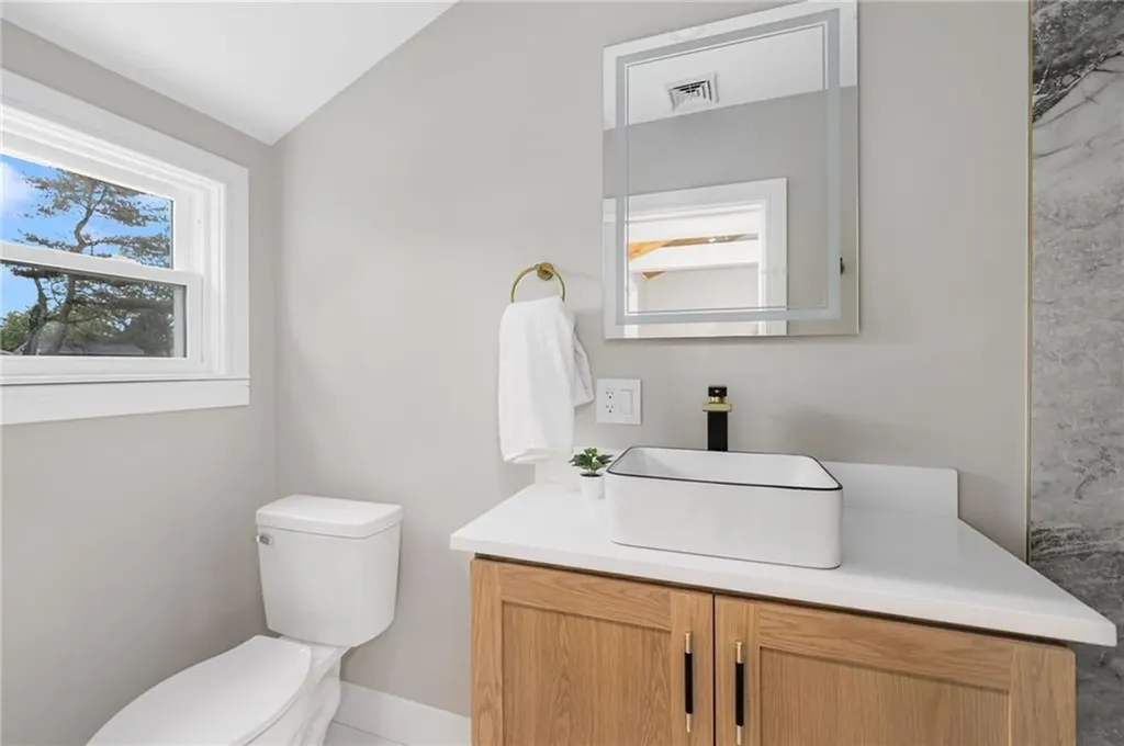 63 Aspen Road South Kingstown RI 02879