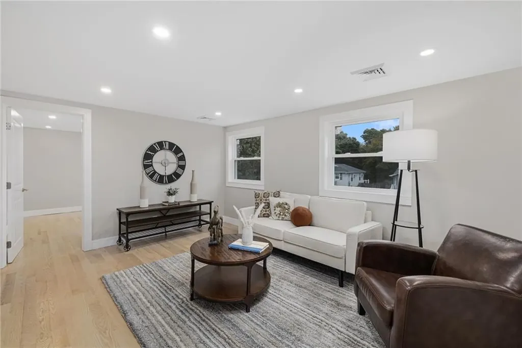 63 Aspen Road South Kingstown RI 02879