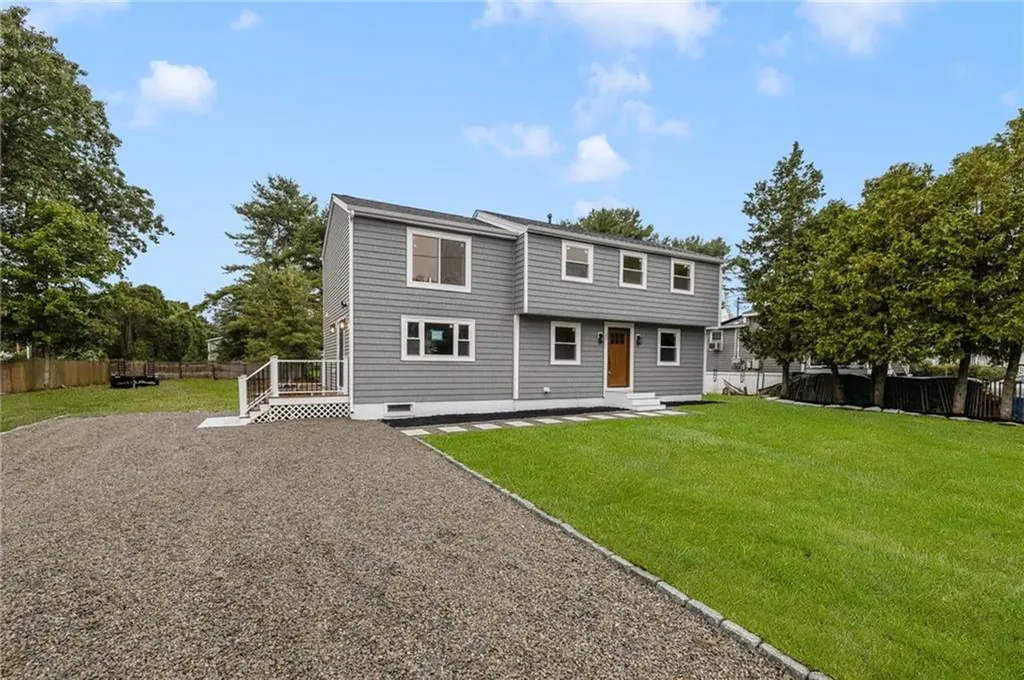63 Aspen Road South Kingstown RI 02879