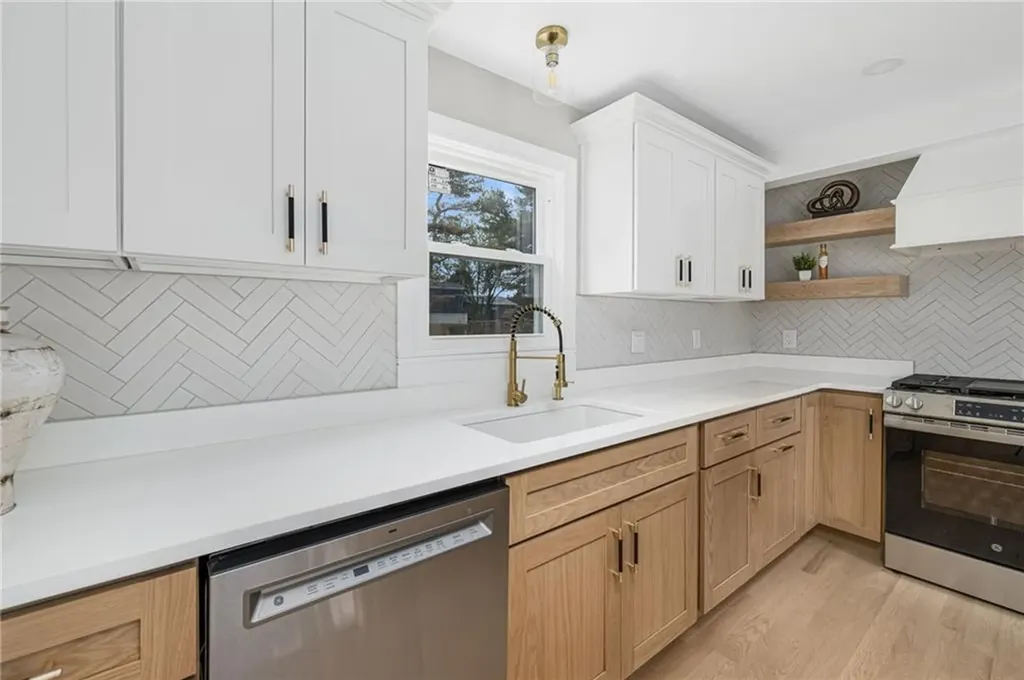 63 Aspen Road South Kingstown RI 02879