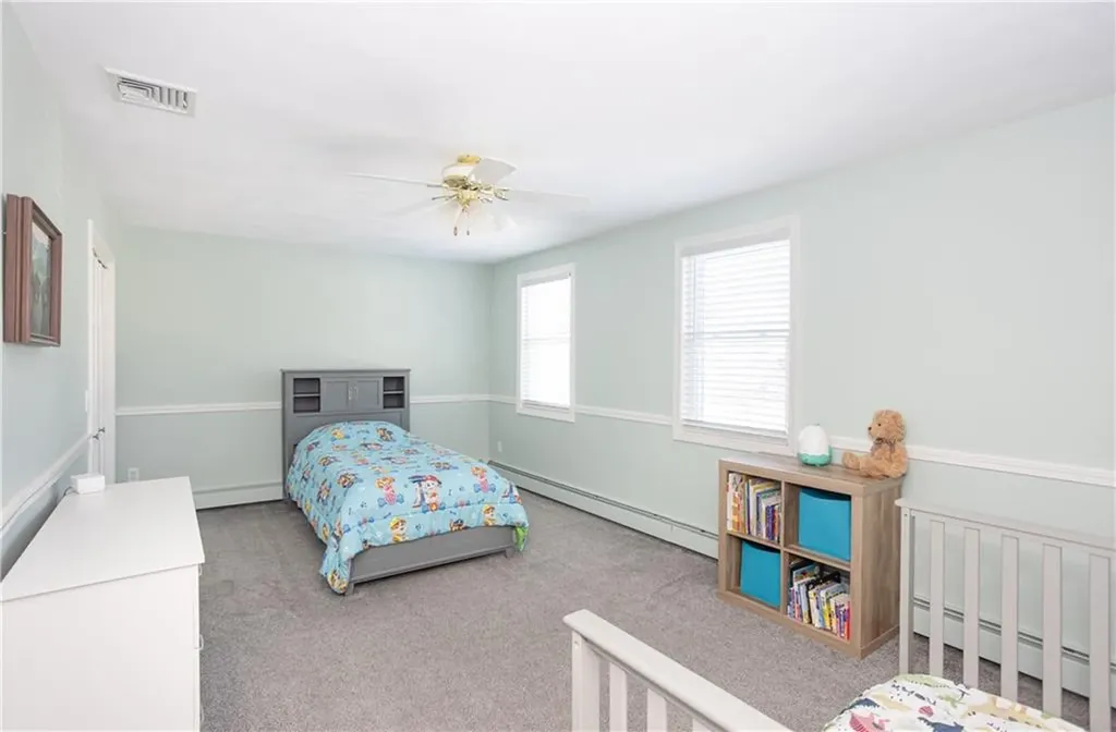 68 Fox Run Cranston RI 02921