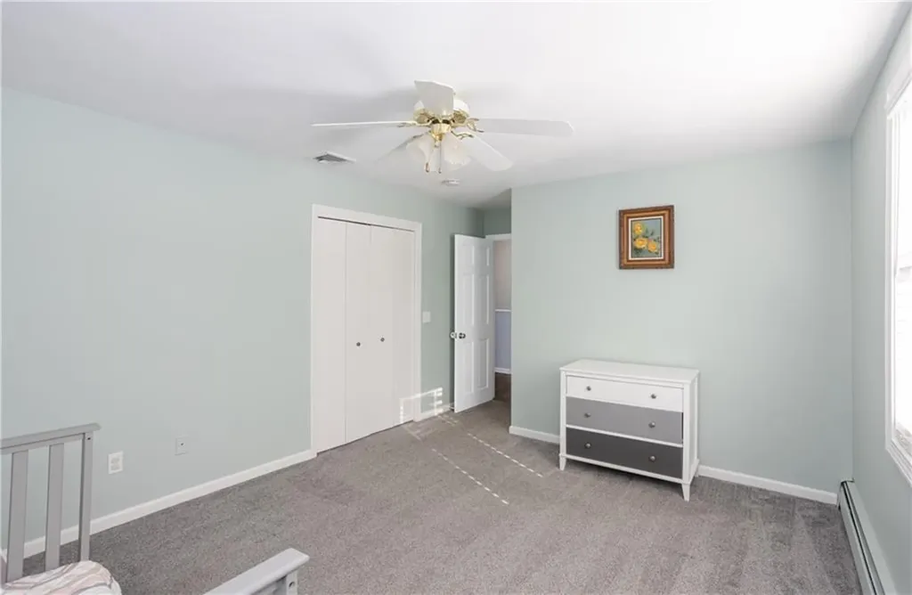 68 Fox Run Cranston RI 02921
