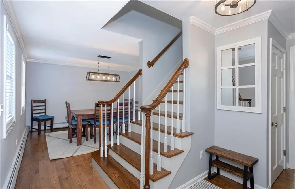 68 Fox Run Cranston RI 02921