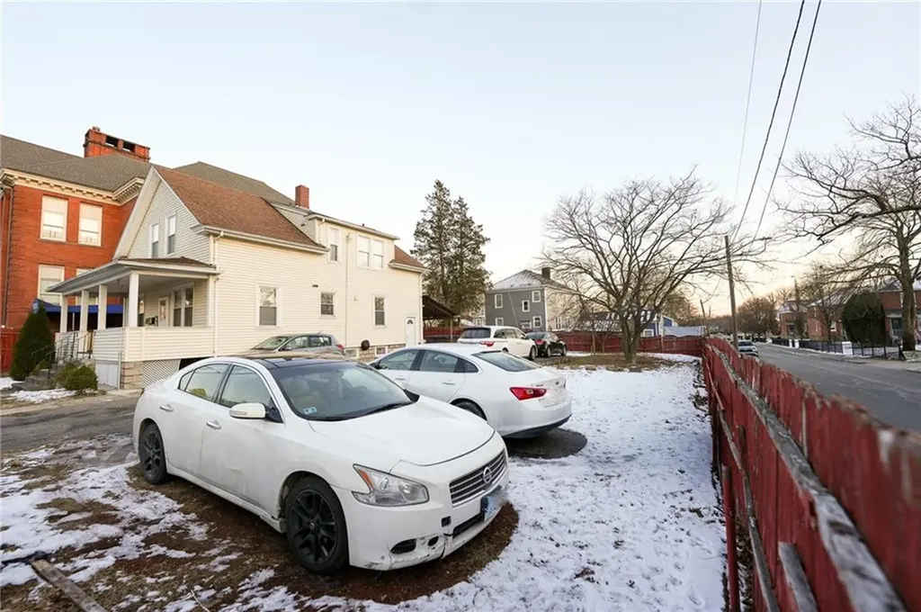 85 Berkshire Street Providence RI 02908