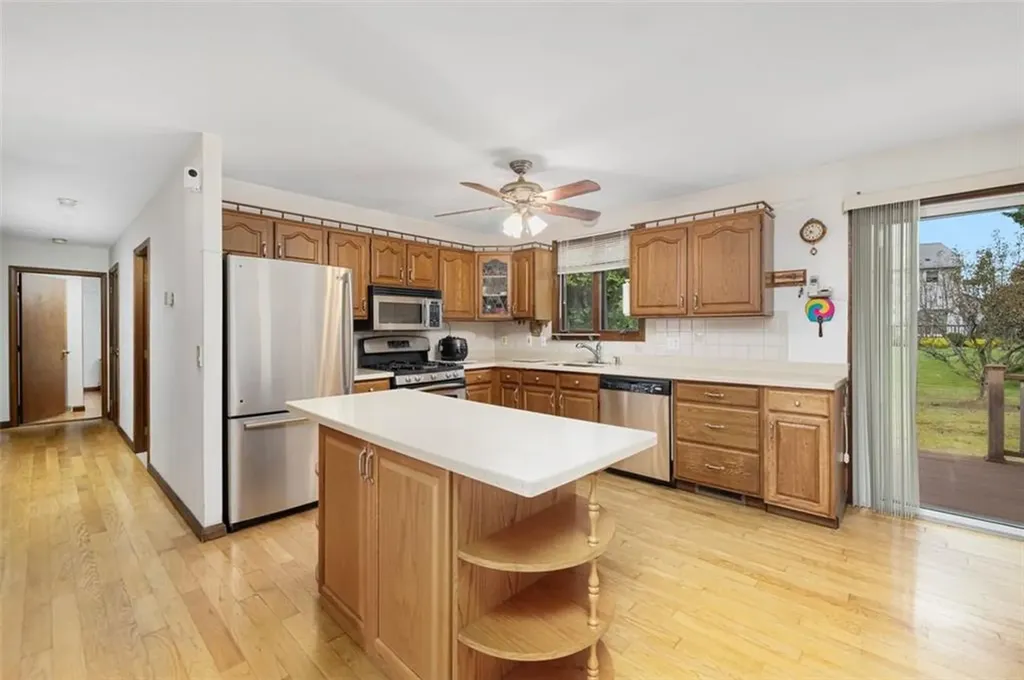 65 Janet Drive Cranston RI 02921