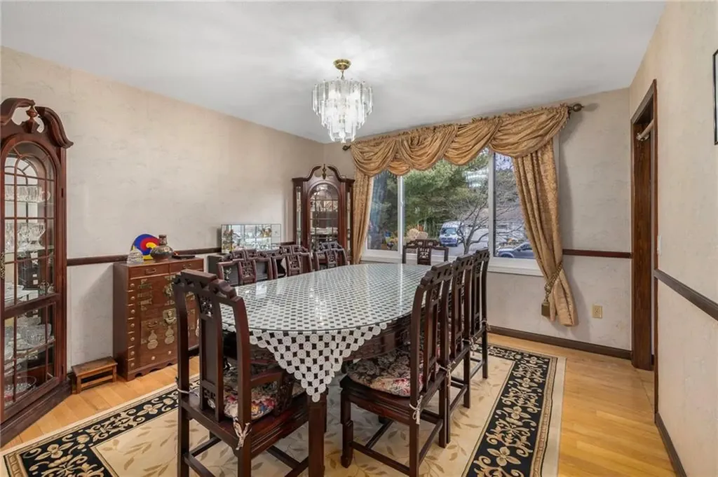 65 Janet Drive Cranston RI 02921