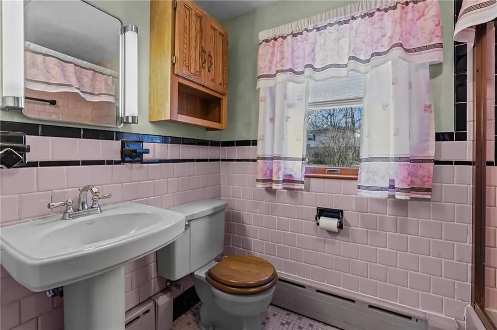 2 Varin Drive Smithfield RI 02917