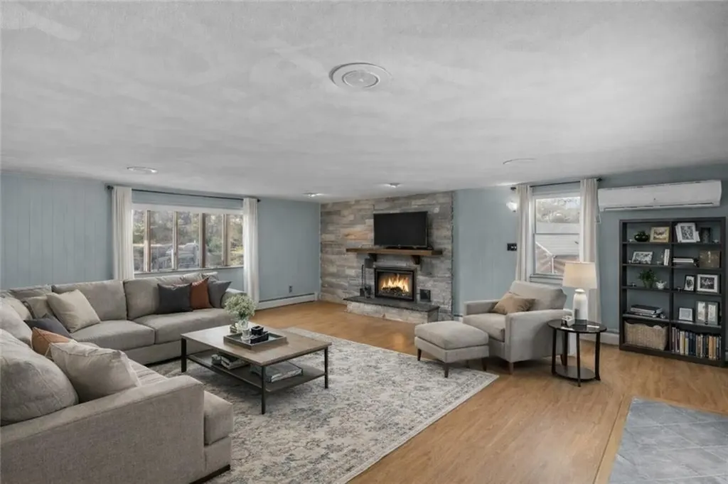 2 Varin Drive Smithfield RI 02917