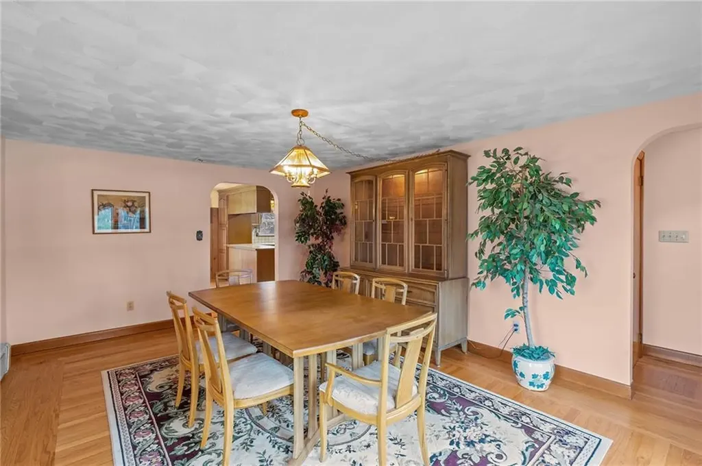 2 Varin Drive Smithfield RI 02917