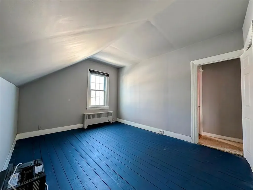 103 Burnside Avenue East Providence RI 02915