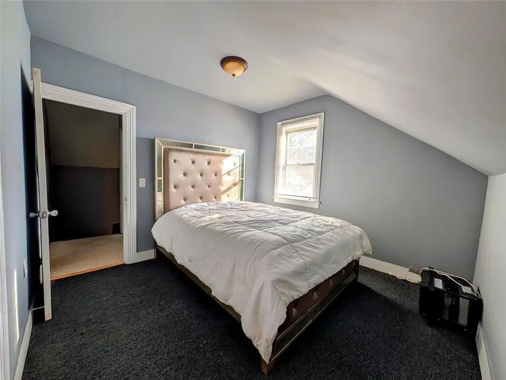 103 Burnside Avenue East Providence RI 02915