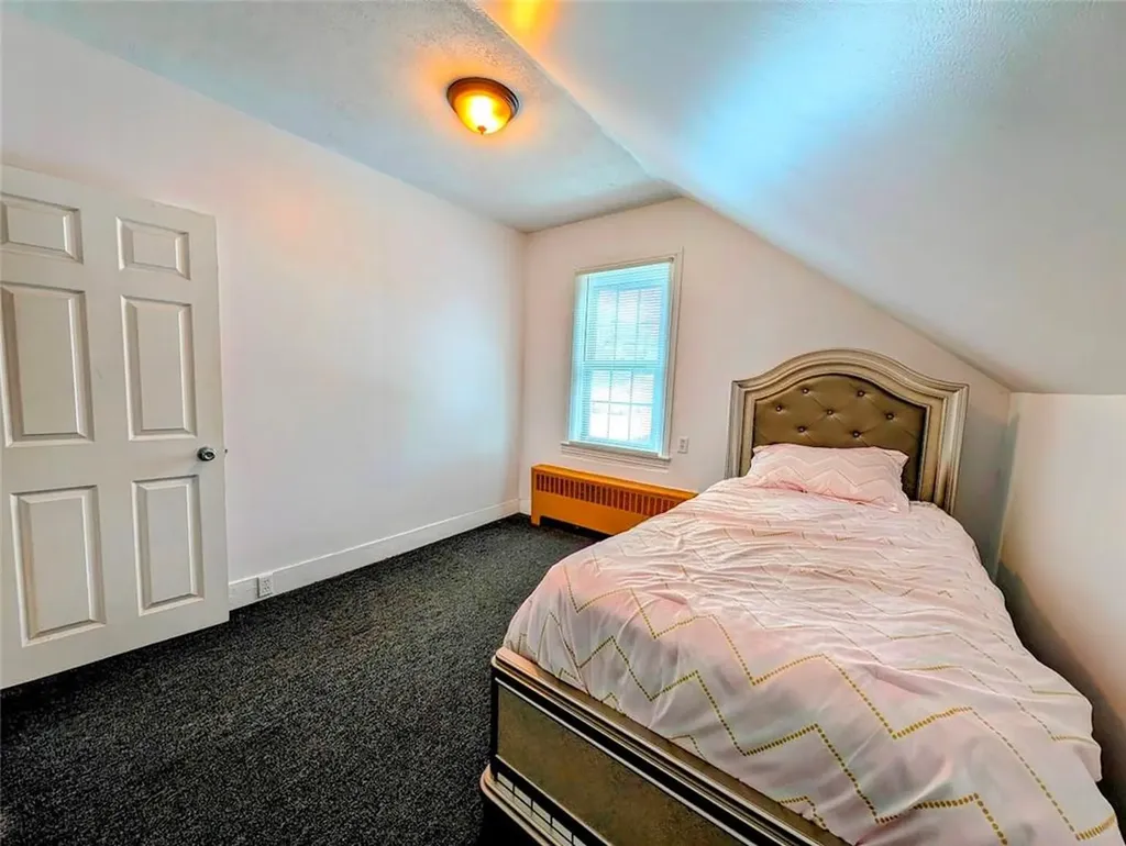 103 Burnside Avenue East Providence RI 02915