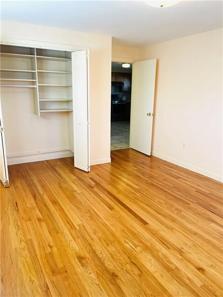 241 Huxley Avenue Providence RI 02908