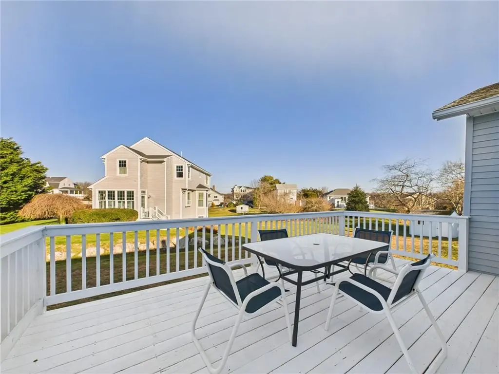 151 East Shore Road Narragansett RI 02882