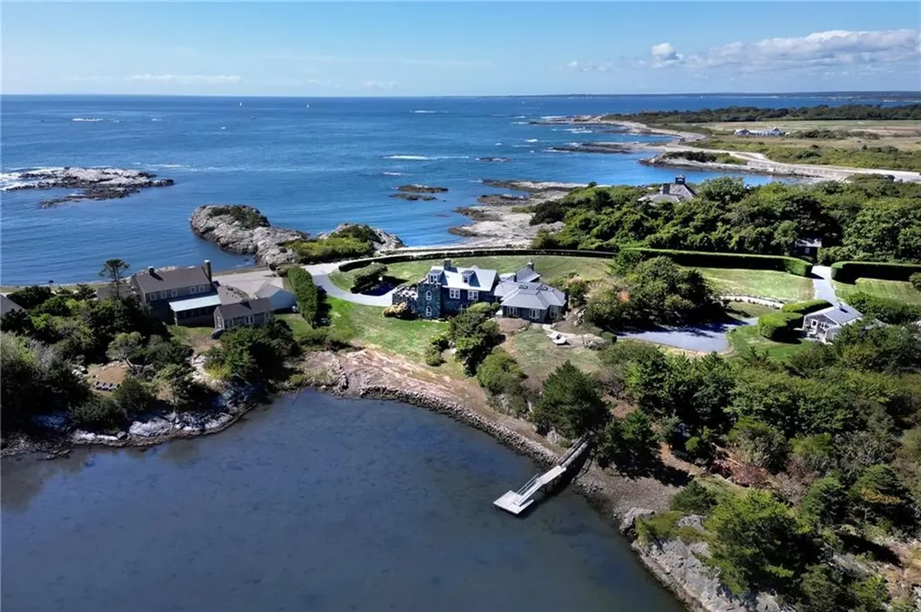6 Price's Cove Avenue Newport RI 02840