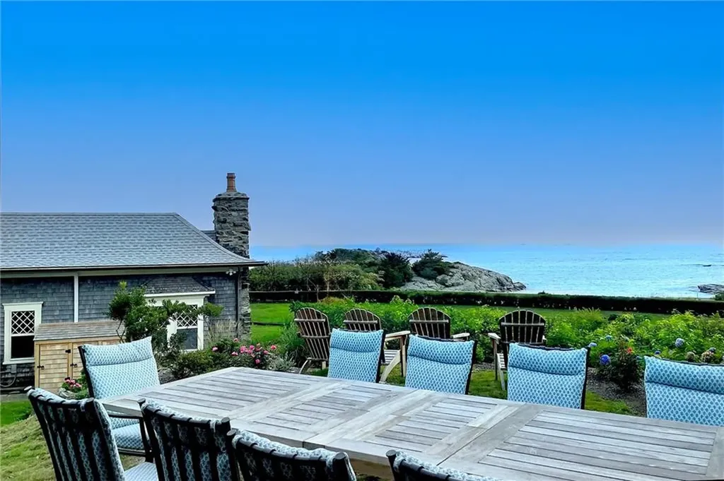 6 Price's Cove Avenue Newport RI 02840