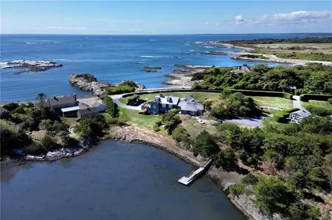 6 Price's Cove Avenue Newport RI 02840