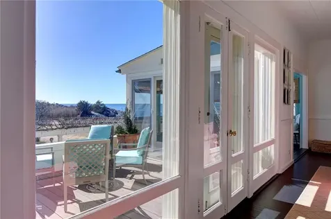 6 Price's Cove Avenue Newport RI 02840