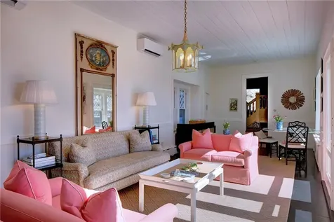 6 Price's Cove Avenue Newport RI 02840