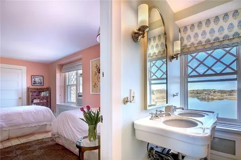 6 Price's Cove Avenue Newport RI 02840