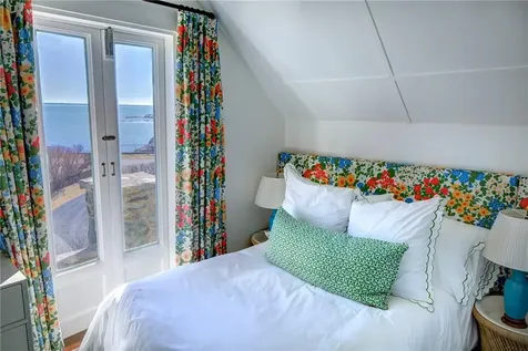 6 Price's Cove Avenue Newport RI 02840