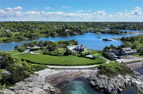 6 Price's Cove Avenue Newport RI 02840